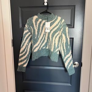 NWT Zara jacquard knit animal pattern sweater